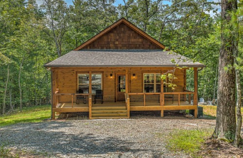 Morganton House | Golden Hour by Escape to Blue Ridge