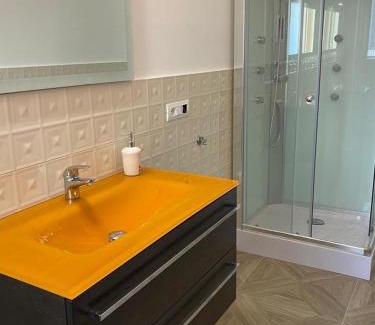 Palmi Apartment | Golden House