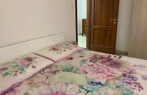 Palmi Apartment | Golden House