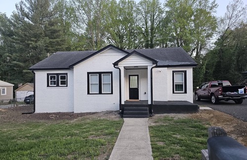 Kannapolis House | Golden lane Villa
