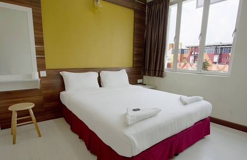 Subang Jaya Hotel | Golden Night Hotel