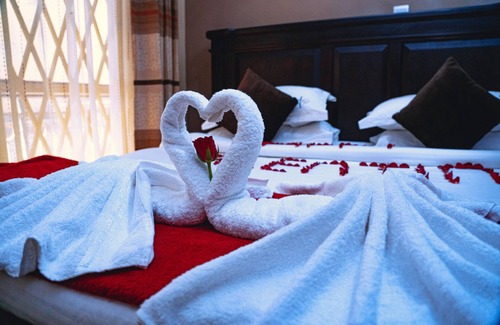 Entebbe Apartment | Golden Quest Hotel Entebbe
