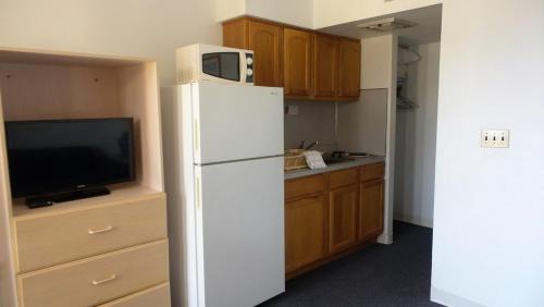 North Wildwood Hotel | Golden Rail Motel