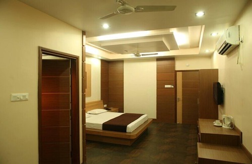 Kalighat House | Golden Retreat Guest House