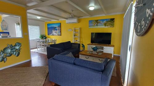 Bowen House | Golden Sands Beach House