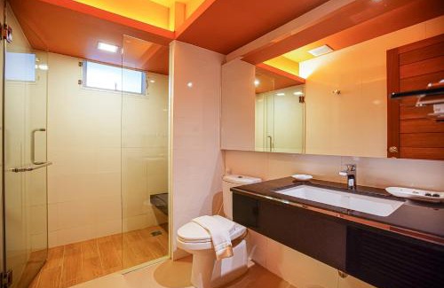 Hua Hin Hotel | Golden Sea Hua Hin - SHA Extra Plus