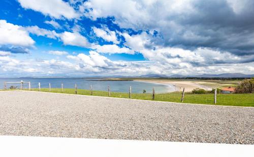 Doogort Villa | Golden Strand View