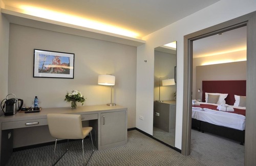 Mitte Hotel | Golden Tulip Kassel Hotel Reiss