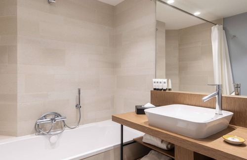 Intra Muros Hotel | Golden Tulip Saint Malo - Le Grand Bé