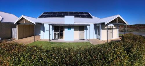 Collingwood Park Villa | Golf and Beach Retreat
