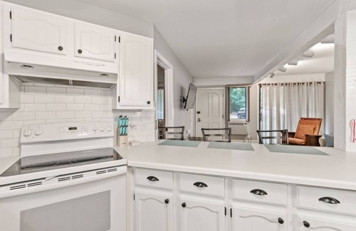 Fontana House | Golf Cart Included with booking