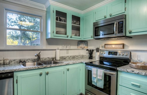 Olde Town House | Golf Cart, Newley Remodeled, Great Location in Bluffton!