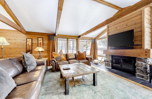 Jackson Hole House | Golf Creek12