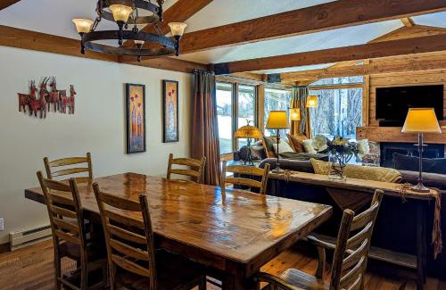 Jackson Hole House | Golf Creek12