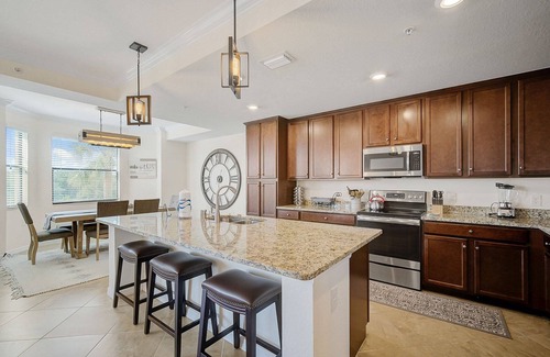 Braden River Condo | Golf Enthusiast's Paradise - Private Condo, Heated Pool, Tennis, Fitness Center, Gated Community!