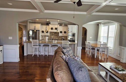 Evans House | Golf Tournament RentalnRiverwood Subdivison