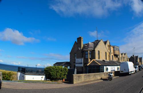Lossiemouth Hotel | GOLF View Hotel & Macintosh Restaurant