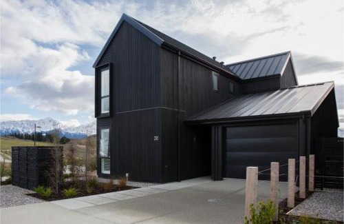 Kawarau Falls House | Golfers and Skiers Retreat - Jacks Point Home