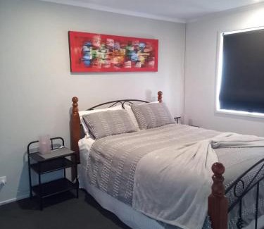 Rosebud House | Golfside Getaway by Ready Set Stay