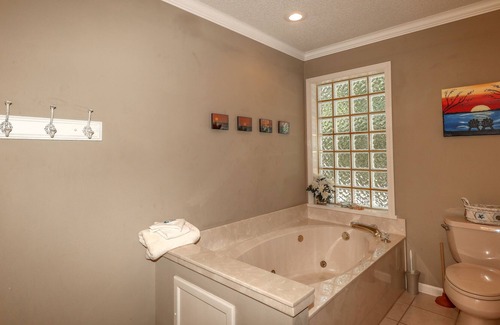Hot Springs Village House | Golfview Home With Gas Grill on the Deck - Unit 0913 by Redawning