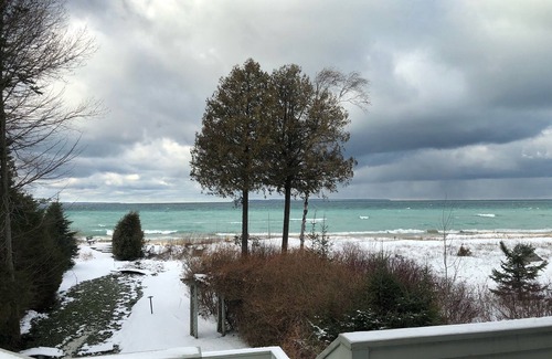 Lake Leelanau House | Good Harbor Beach Lake Michigan Sunset Special