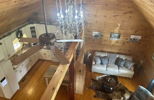 Lawrenceburg Cottage | Good Hope Cottage- Amish Country/fire pit