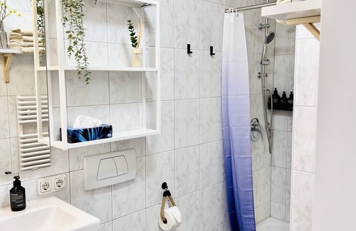 Schwarzach Apartment | ☆GOOD VIBES: Modern & Stylish: Sundowner for 2