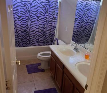 Palm Valley House | Goodyear Cul-de-sac Room 3