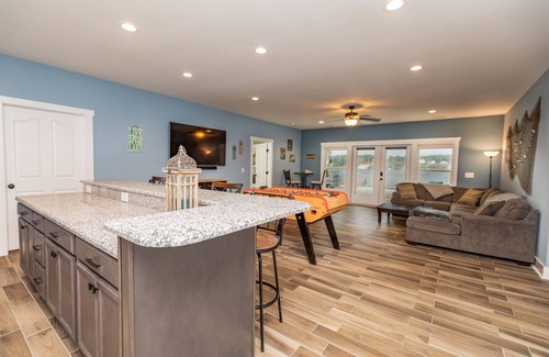 Wise House | Goose Island Retreat at Lake Gaston