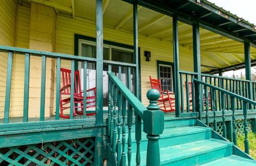 Bakers Mills House | Gore Mtn Camp, 4BR, Office, 1GB WiFi, rafting, caves