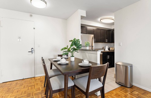 Brookline Apartment | Gorgeous 2BR Next to BU 3718