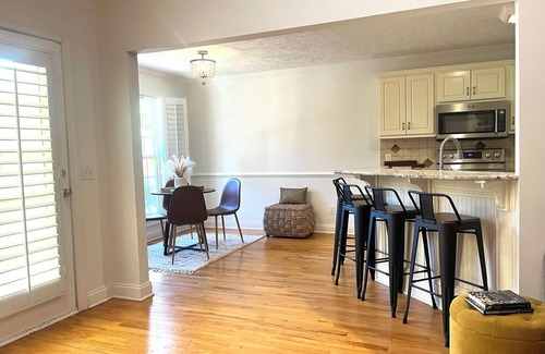 Plantation South House | Gorgeous 4-bedroom house with a beautiful pool and a garden oasis.