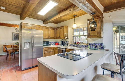 Northeast Heights House | Gorgeous Adobe Home: Classic Santa Fe Style in ABQ