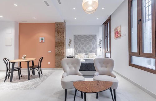 La Petxina Apartment | Gorgeous Apartment close to City Centre