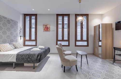 La Petxina Apartment | Gorgeous Apartment close to City Centre