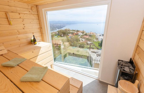 Bregi Apartment | Gorgeous apartment in Bregi with sauna