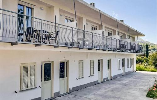 Santa Maria Apartment | Gorgeous Apartment In Ricadi
