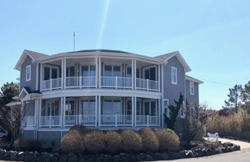 Harvey Cedars House | GORGEOUS BAY SIDE HOME!
