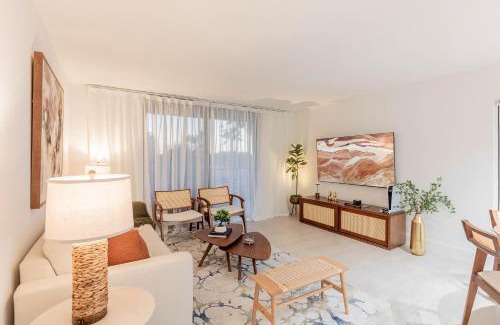 New Smyrna Beach Apartment | Gorgeous Beach Front Condo Near Flagler Ave - 701