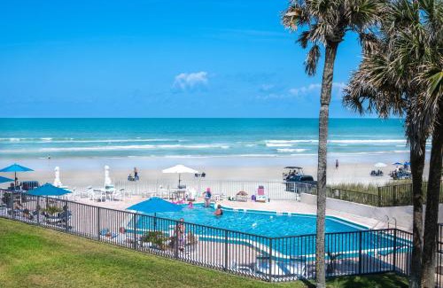New Smyrna Beach Apartment | Gorgeous Beach Front Condo Near Flagler Ave - 701