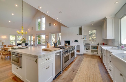 Carpinteria Cottage | Gorgeous Carpinteria Home: Pool, Spa, Fireplaces!