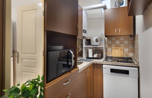 Kabatas Apartment | Gorgeous Central 1BR Apt near Galataport