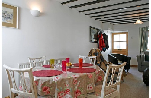 Llangernyw House | Gorgeous cottage in rural village