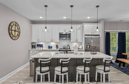 Pawleys Island House | Gorgeous getaway with all the extras included!