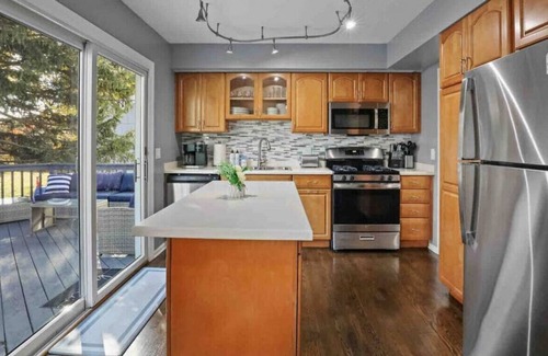 Glen Ellyn House | Gorgeous Glen Ellyn Gem