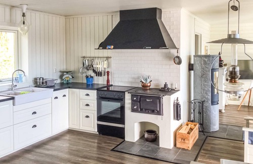 Hudiksvall House | Gorgeous home in Hudiksvall with WiFi