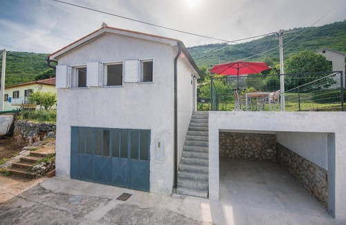 Martina House | Gorgeous home in Martina with WiFi