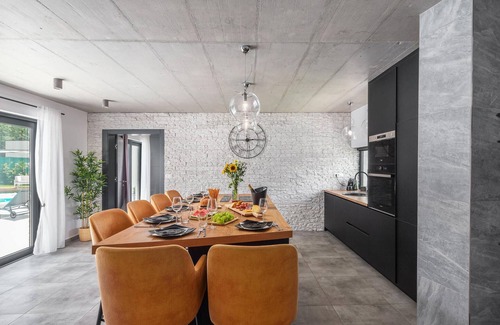 Municipality of Zminj House | Gorgeous home in Sivati