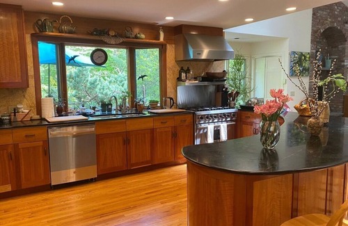 Housatonic House | Gorgeous Home, Nature Lover's Delight in the Heart of the Berkshires