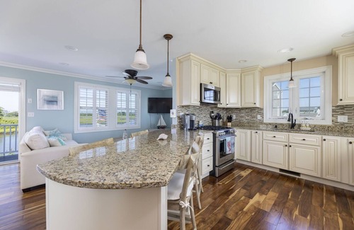 Kenyon House | Gorgeous home with water views,Walk to Sand Hill Cove